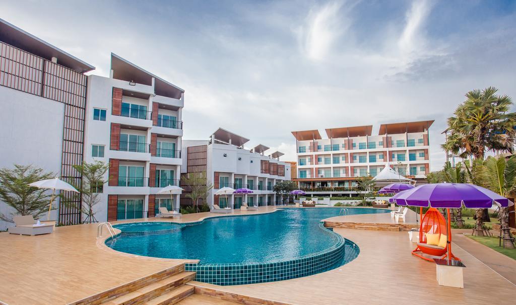 Saint Tropez Beach Hotel Chanthaburi Esterno foto
