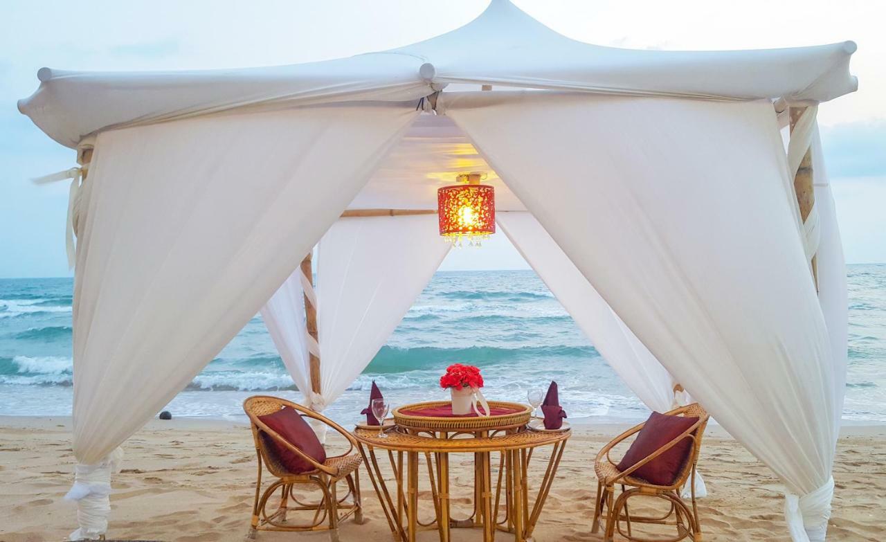 Saint Tropez Beach Hotel Chanthaburi Esterno foto