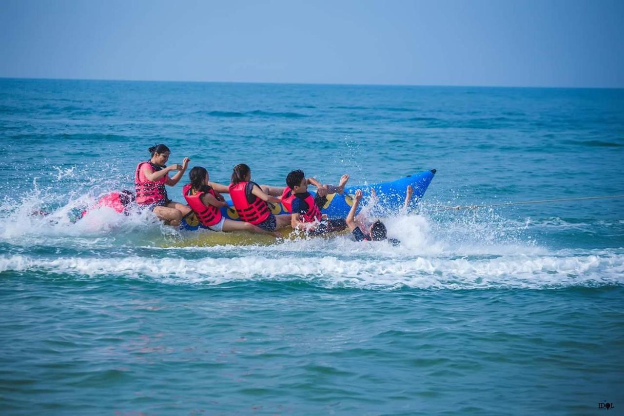 Saint Tropez Beach Hotel Chanthaburi Esterno foto
