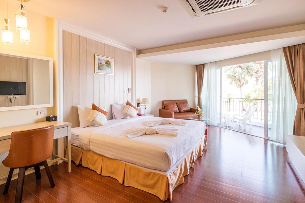 Saint Tropez Beach Hotel Chanthaburi Esterno foto